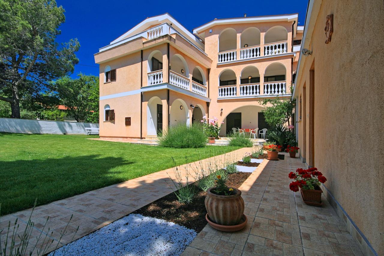 Sun Palace Residence Premantura Zewnętrze zdjęcie